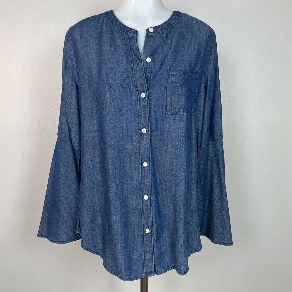Banana Republic Top Small Chambray Blue Boyfriend Fit Button-Front Shirt Women's